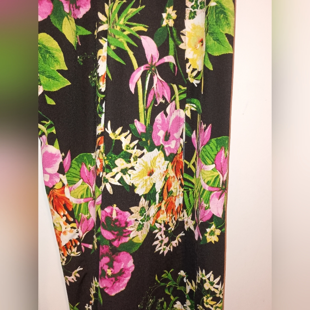Flowy Floral Bottoms - Picture 4 of 6